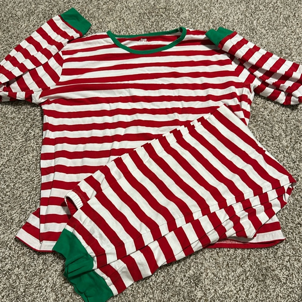 Women’s Christmas pajamas